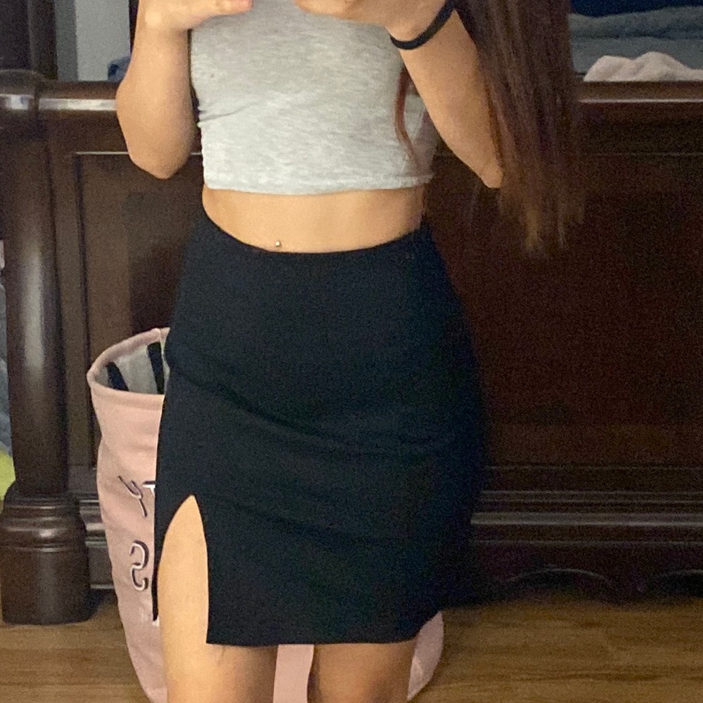 🖤Black Zip Up Thigh Slit Mid Skirt High Rise🖤